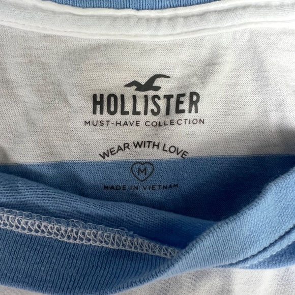 Hollister Cropped Tee - Picture 3 of 3